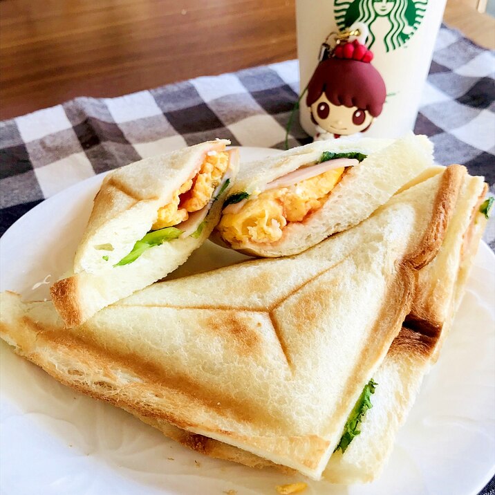 うちカフェ7ビタントニオでスクランブルホットサンド レシピ 作り方 By ぼくバナナ 楽天レシピ うちカフェ7ビタントニオでスクランブルホットサンド レシピ 作り方 By ぼくバナナ 楽天レシピ